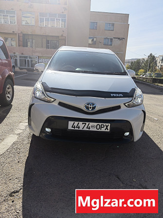 Маш цэвэрхэн Prius 41 машин Erdenet - photo 1