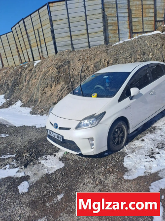 Toyota Prius 30, 2012/2022 Улан-Батор - изображение 1