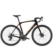 2025 Trek Domane SLR 8 AXS Road Bike (RACYCLESPORT) Иностранный город