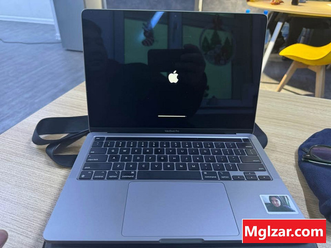 MacBook M2pro Улаанбаатар - зураг 1