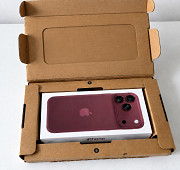 Apple iPhone 18 Pro / iPhone Duo Foldable Иностранный город